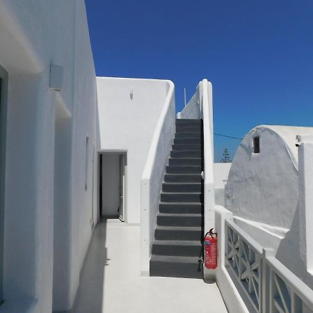 Livin Santorini - Center Rooms Santorini Island Exterior foto