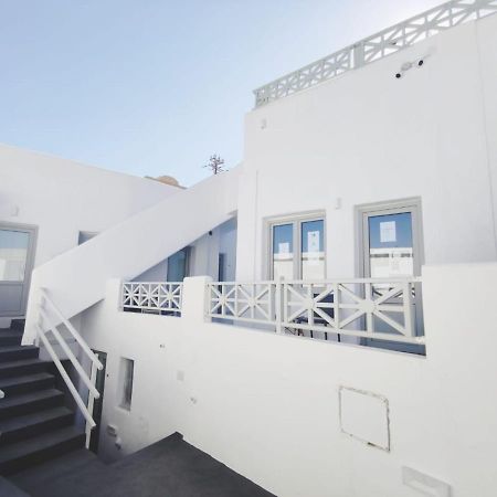 Livin Santorini - Center Rooms Santorini Island Exterior foto