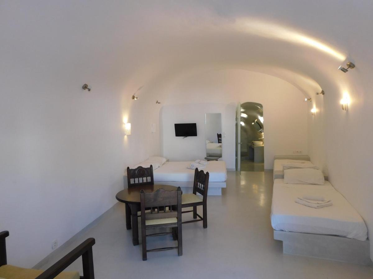 Livin Santorini - Center Rooms Santorini Island Exterior foto